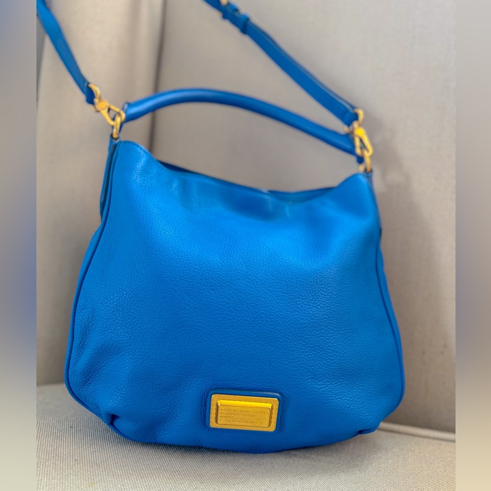 Marc Jacob’s handbag. Hardly worn and in great condition.